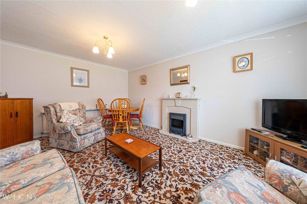 Property photo 3 of 24 Picture No. 16