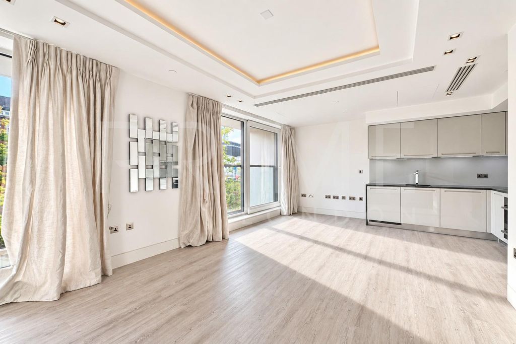 Property photo 2 of 17 Wh2.Jpg