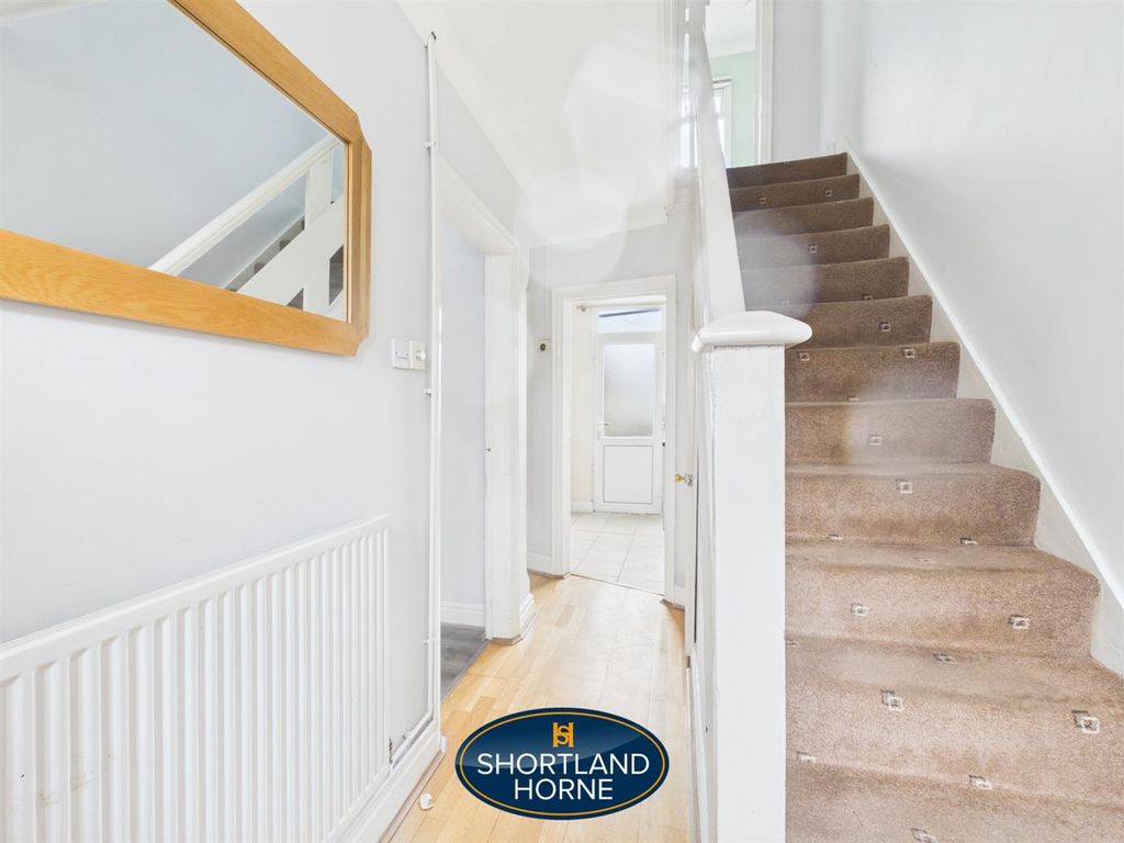 Property photo 3 of 12 Hallway