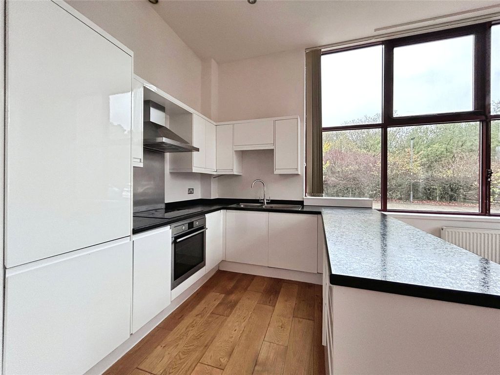 Property photo 3 of 15 Picture No. 17