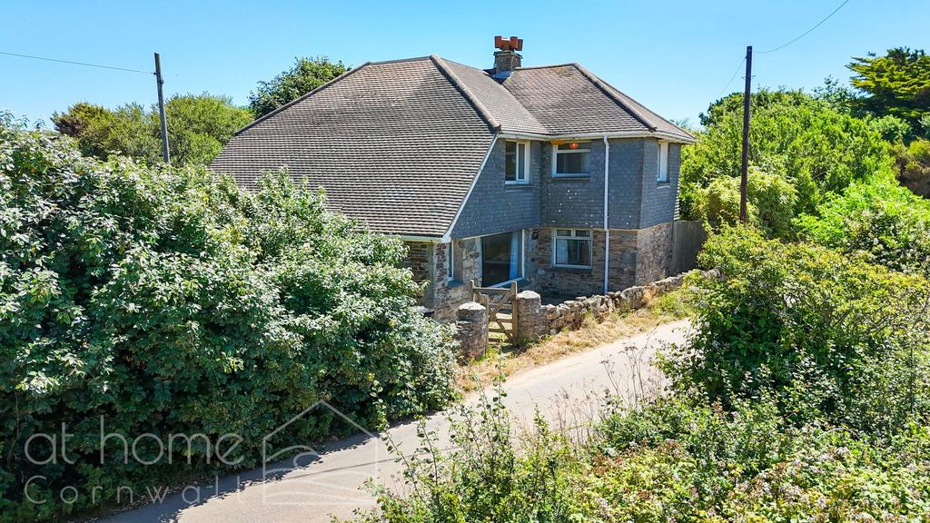 Property photo 3 of 32