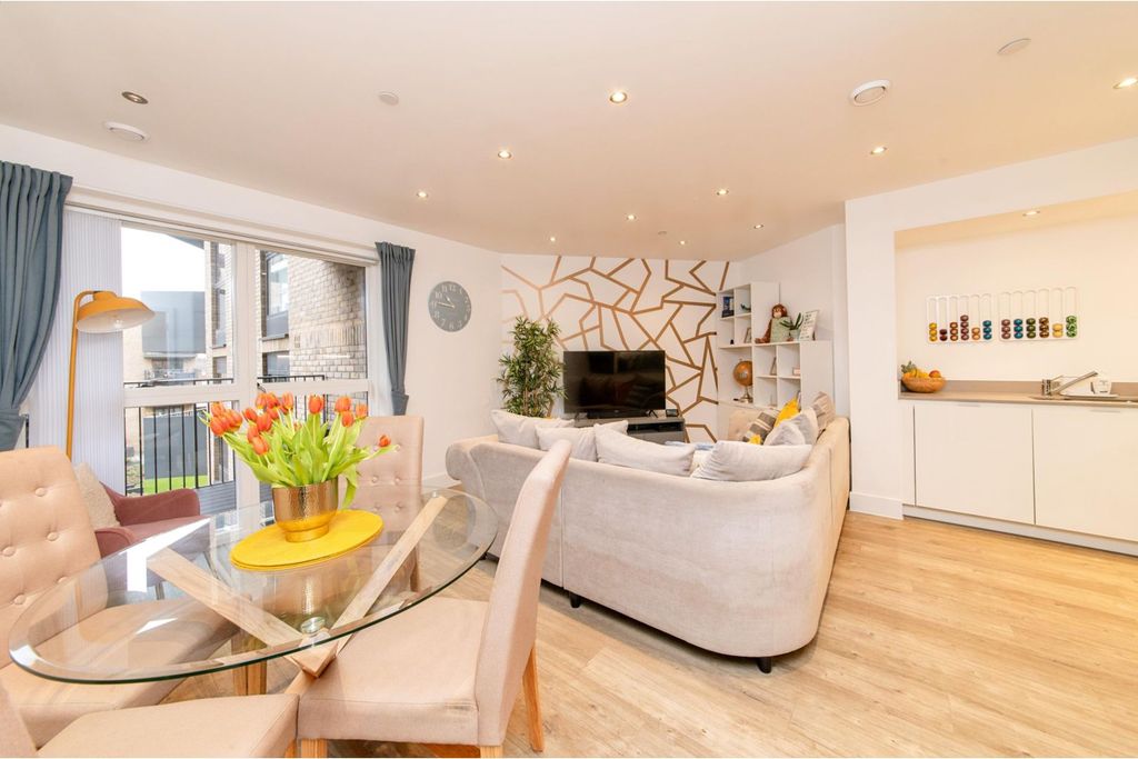 Property photo 2 of 14 Open Plan Living