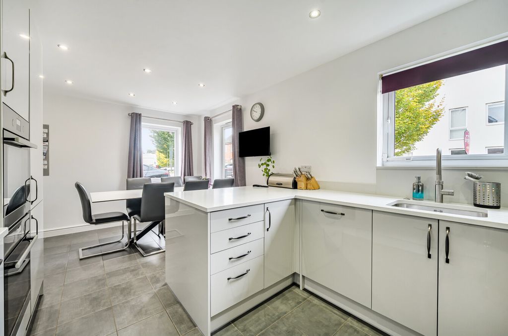 Property photo 2 of 25 Picture 2