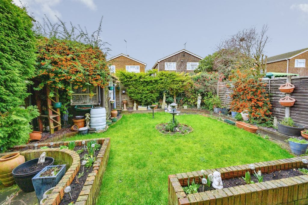 Property photo 2 of 18