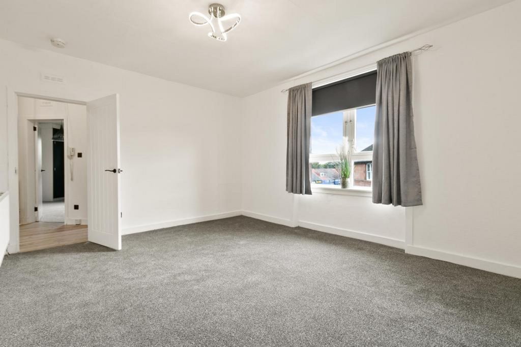 Property photo 3 of 29