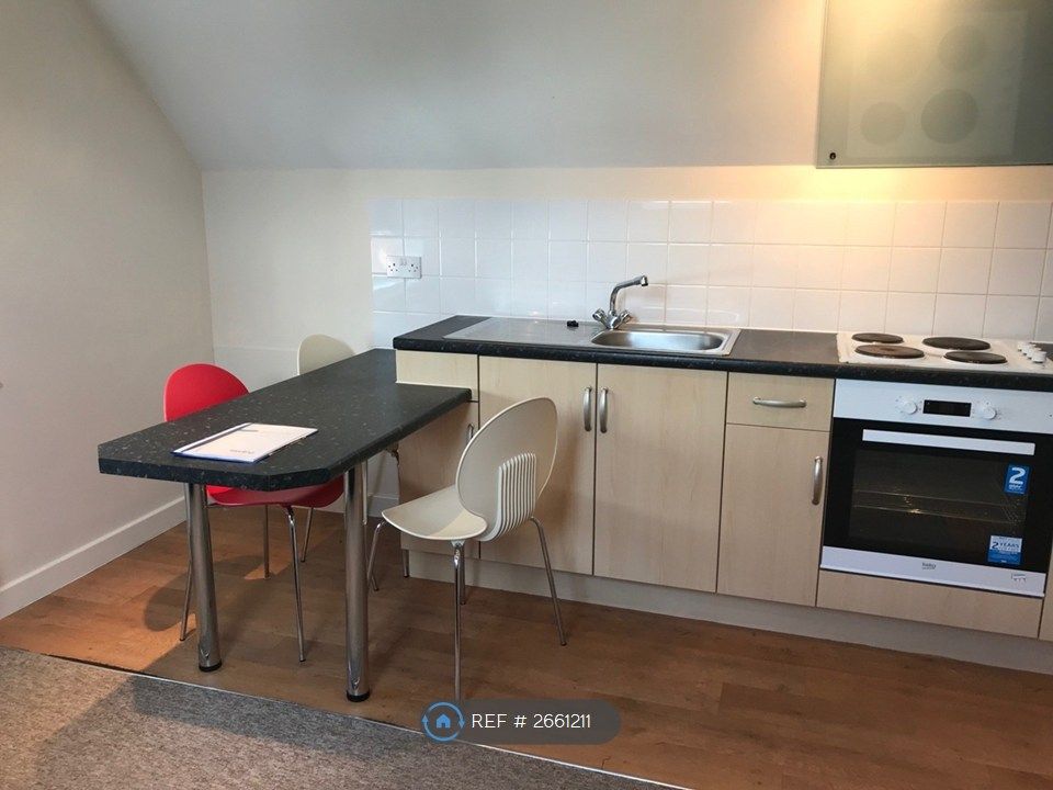 Property photo 3 of 8 Kitchen / Diner