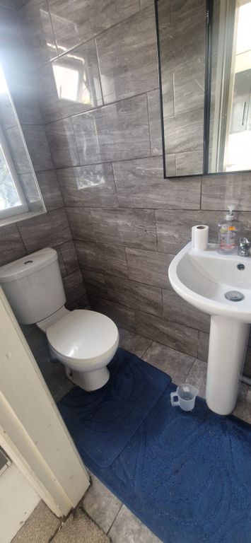 Property photo 2 of 5 Gallery