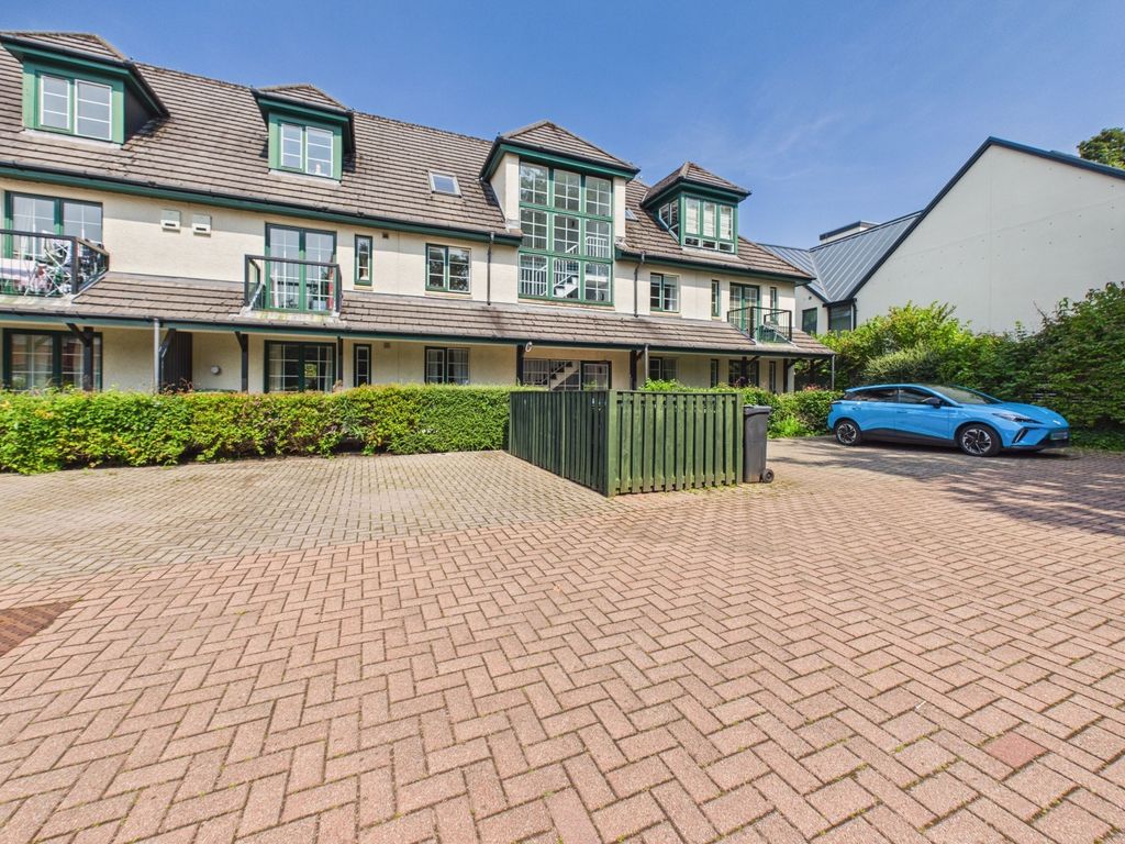 Property photo 1 of 29