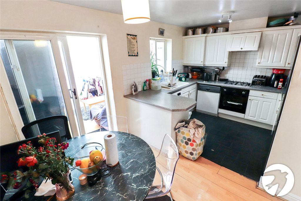 Property photo 2 of 15 Picture No. 07