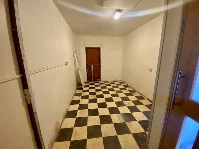 Property photo 2 of 5 Photo 3