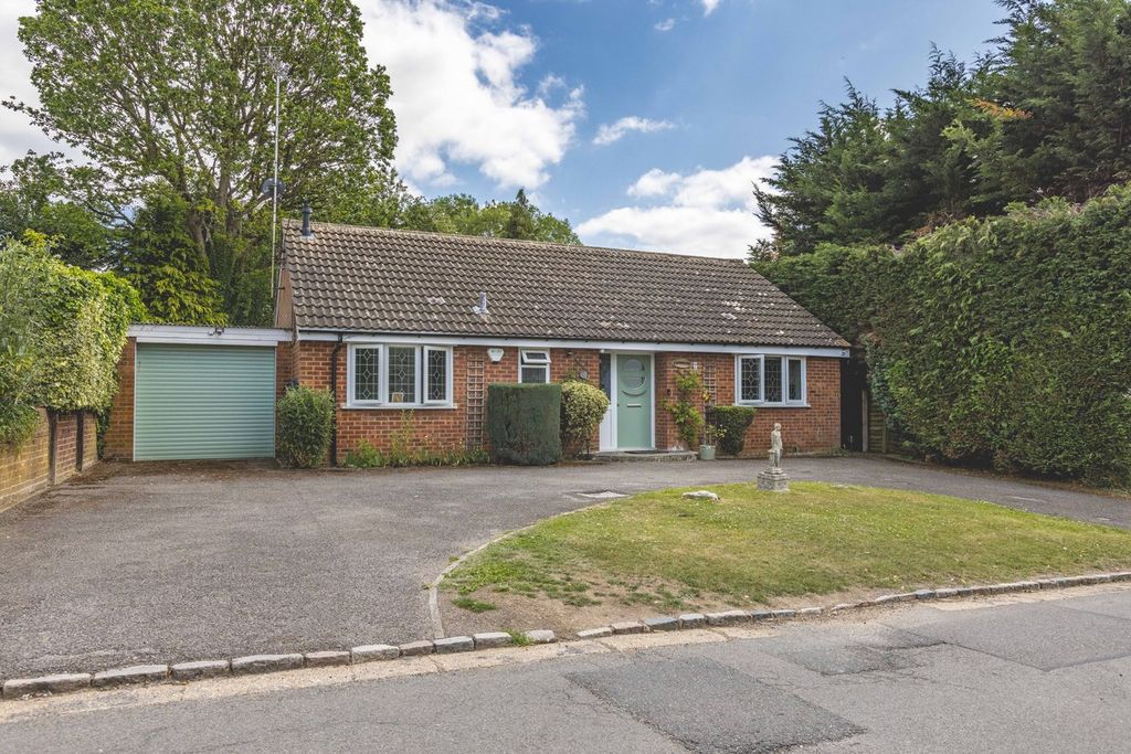 Property photo 1 of 16