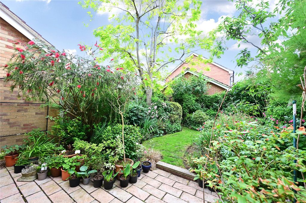 Property photo 3 of 18 Picture No. 14