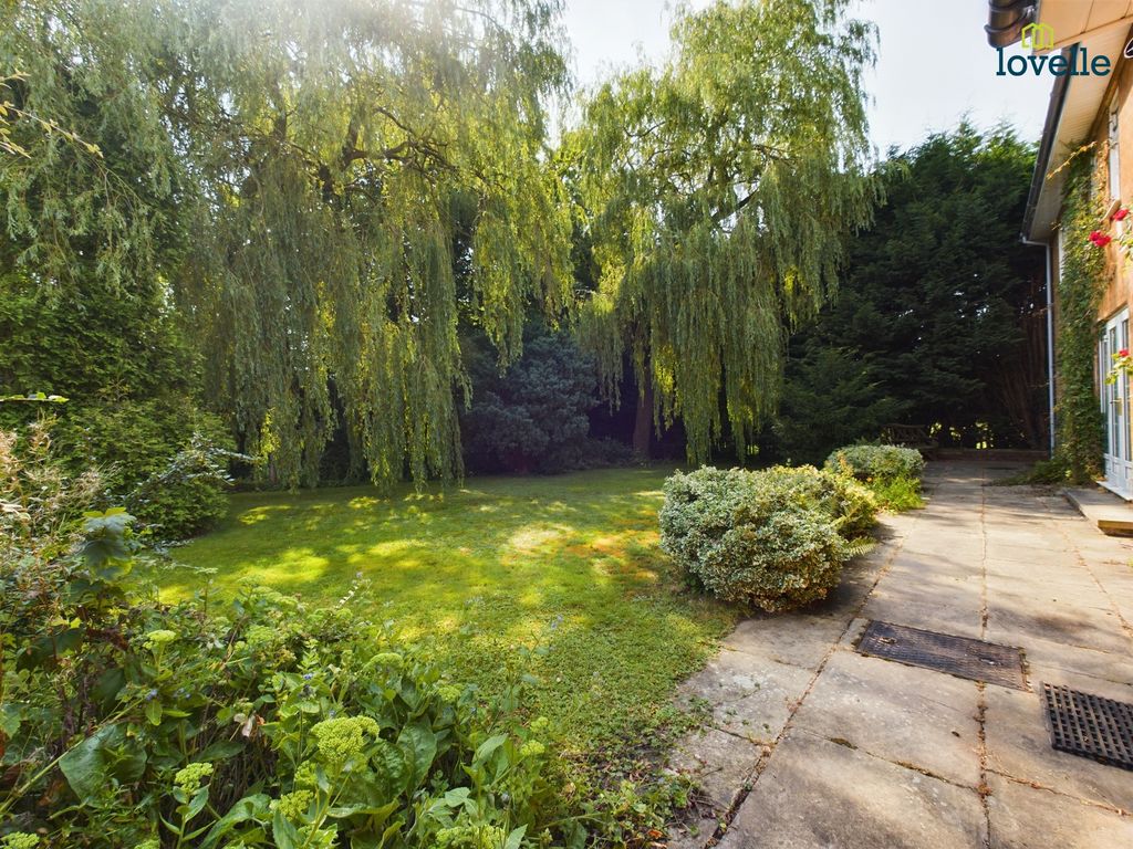 Property photo 2 of 21