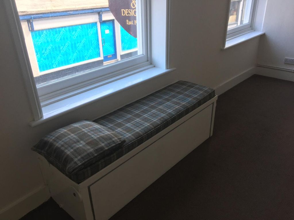 Property photo 2 of 11 Bedroom