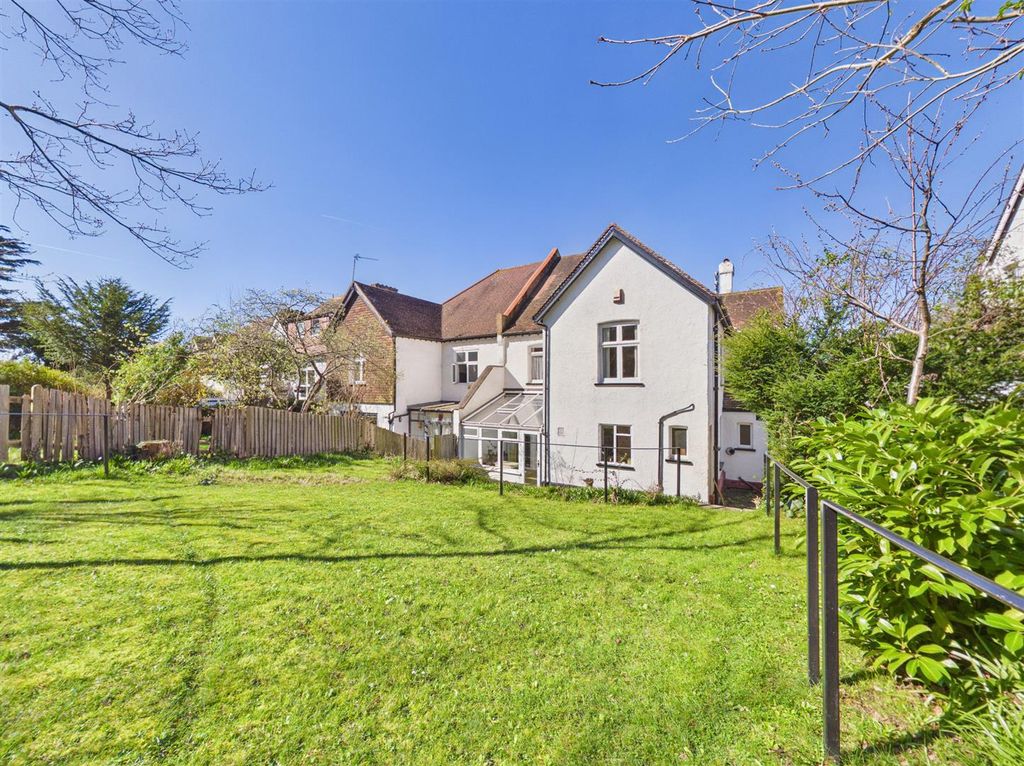 Property photo 3 of 39 Cam02885G0-Pr0586-Pan002.Png