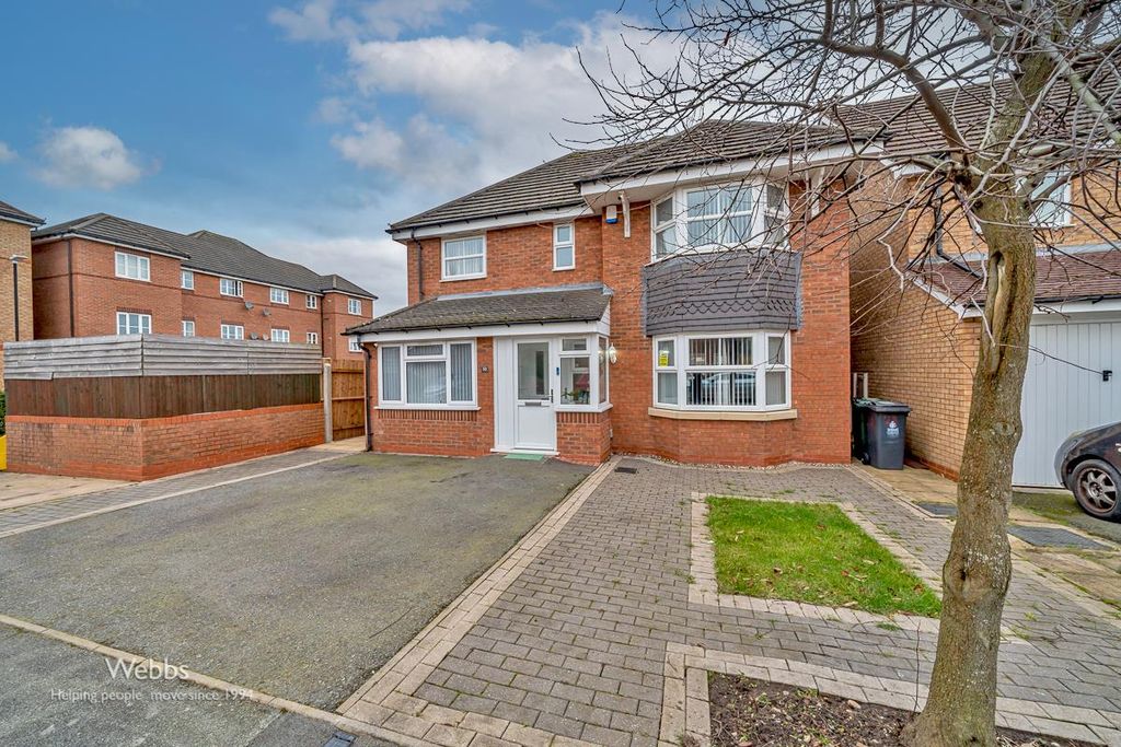 Property photo 1 of 32 Â© Webbs Estate Agents Â© (106 Of 142).Jpg