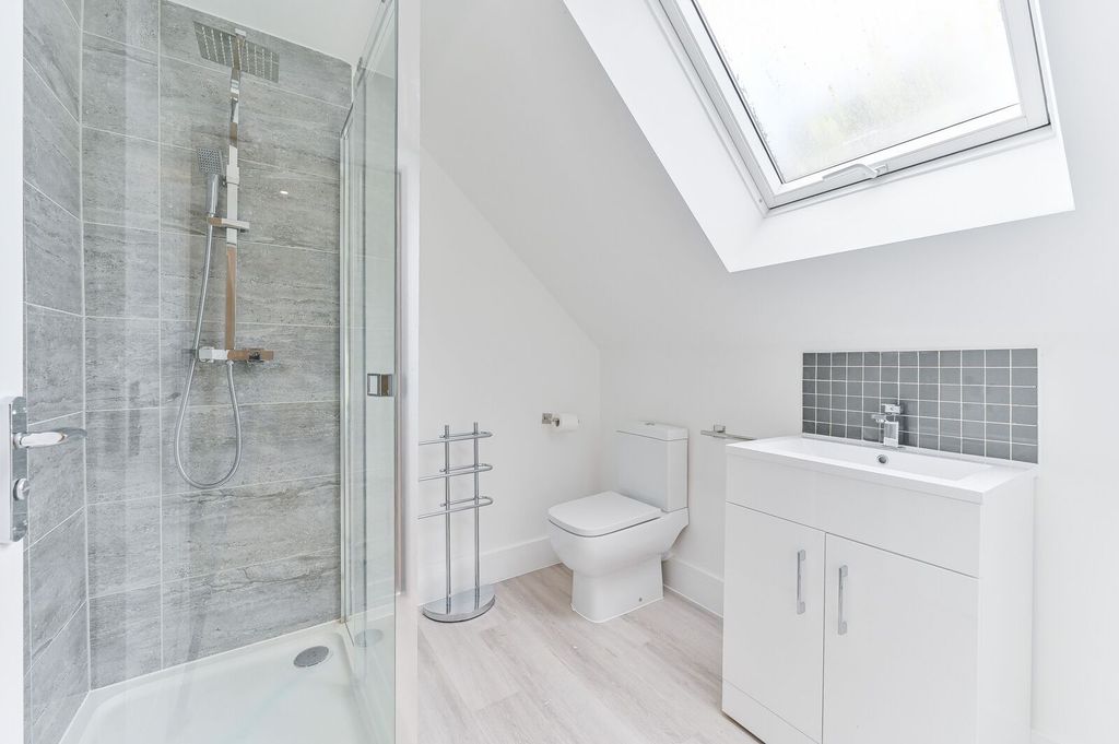 Additional image 18 of 7 bed detached house for saleAddiscombe Road, Croydon CR0