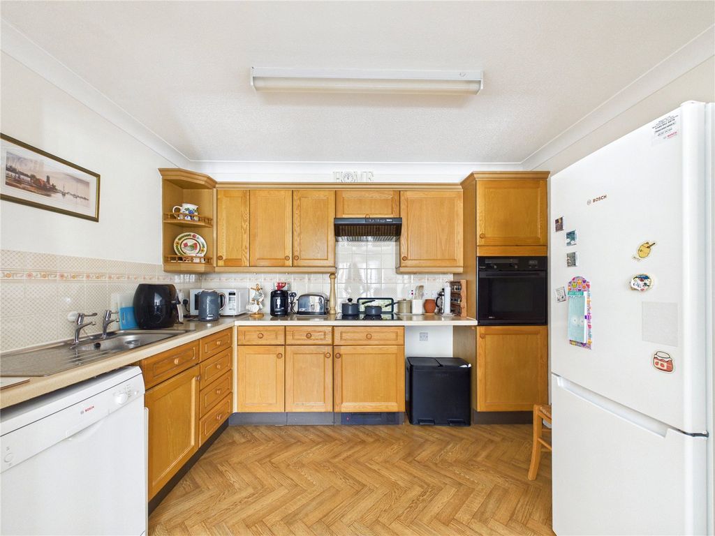 Property photo 3 of 10 Picture No. 09