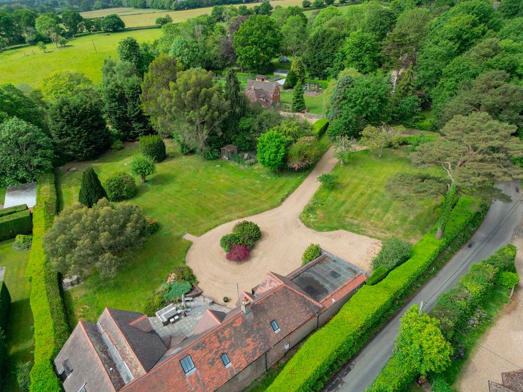 Property photo 2 of 29