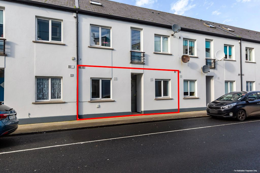 Property photo 1 of 24