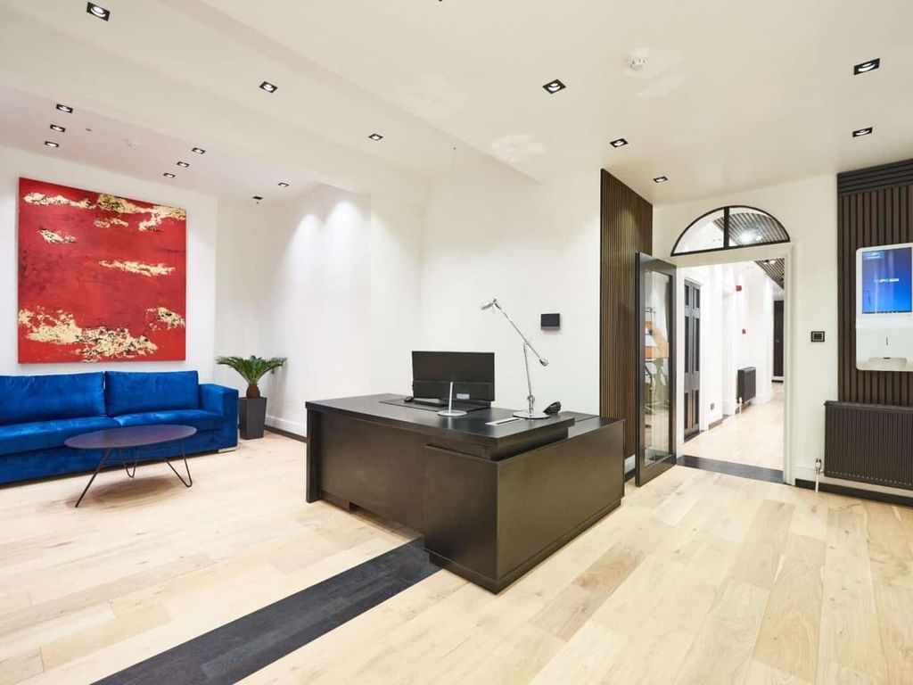 Property photo 3 of 7