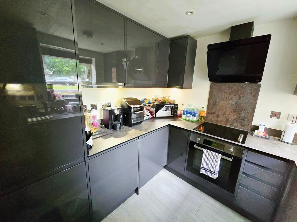 Property photo 2 of 9 Image