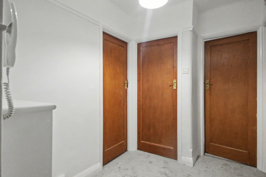 Property photo 3 of 11 3.Jpg