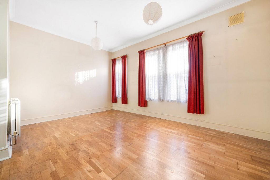 Property photo 3 of 13 Reception.Jpg