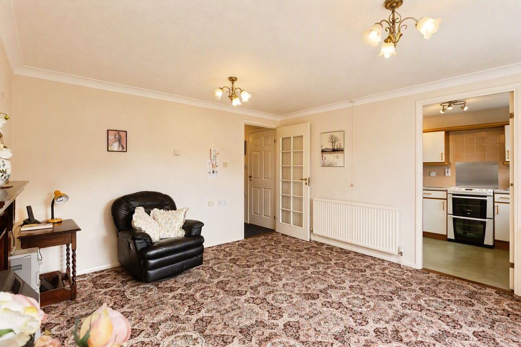 Property photo 2 of 13 Picture No. 24