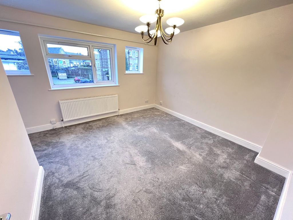 Property photo 3 of 8 Living Room