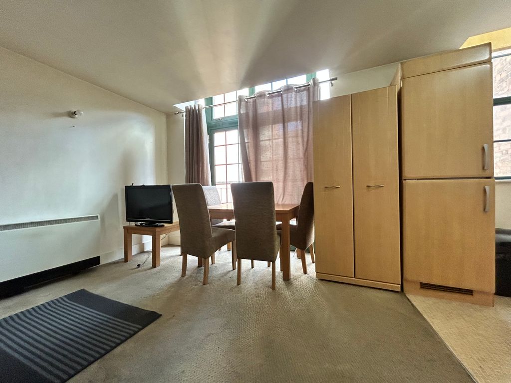 Property photo 2 of 7 Image