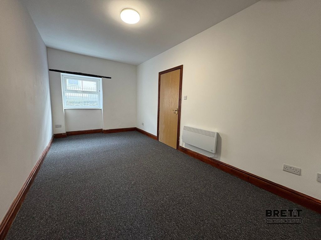 Property photo 1 of 5 Main Image