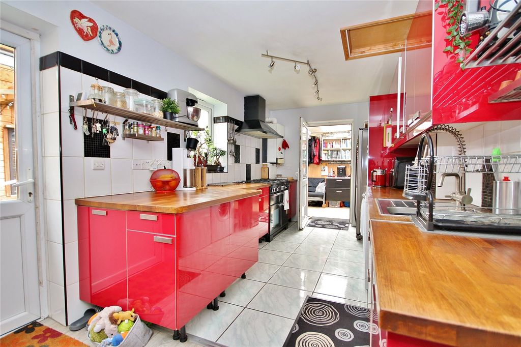 Property photo 2 of 13 Picture 2