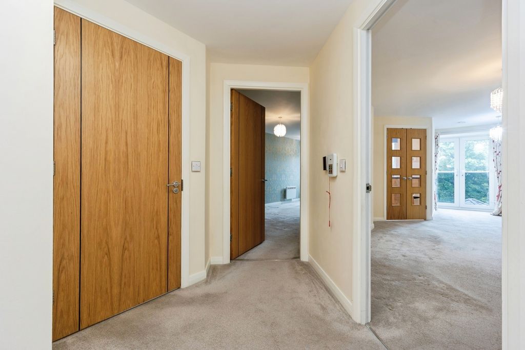 Property photo 3 of 22 Pbox-Img.Jpg