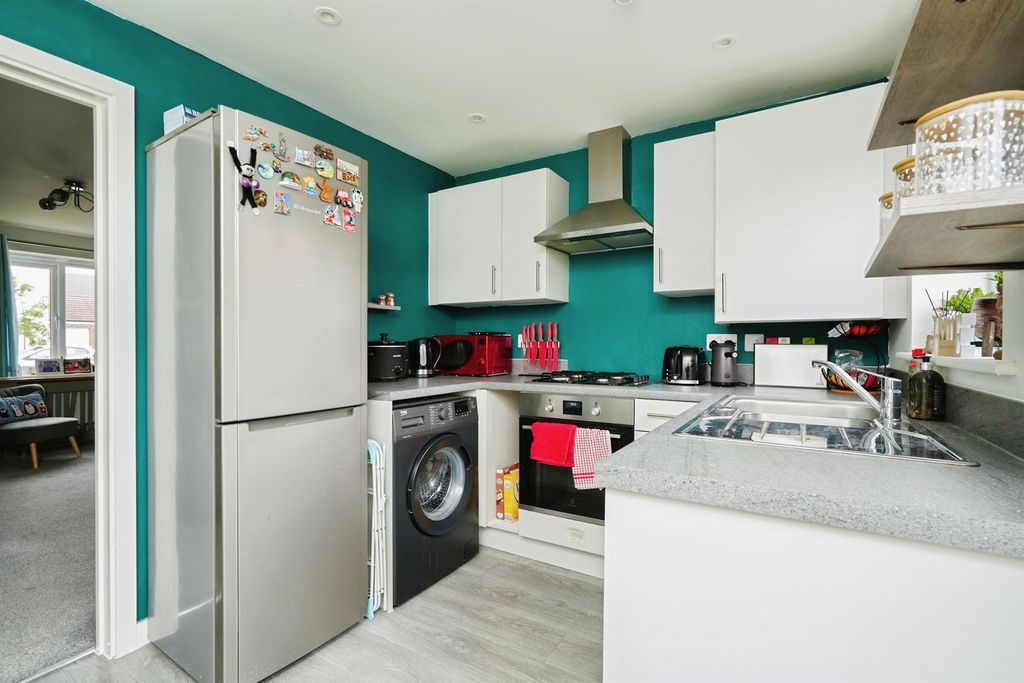 Property photo 2 of 14