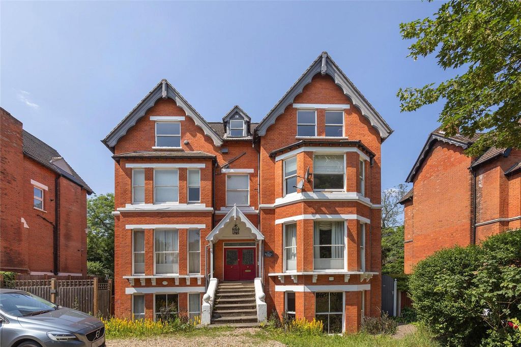 Property photo 1 of 17 Picture No. 04