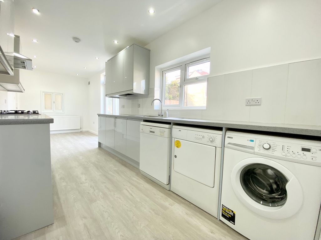 Property photo 1 of 30