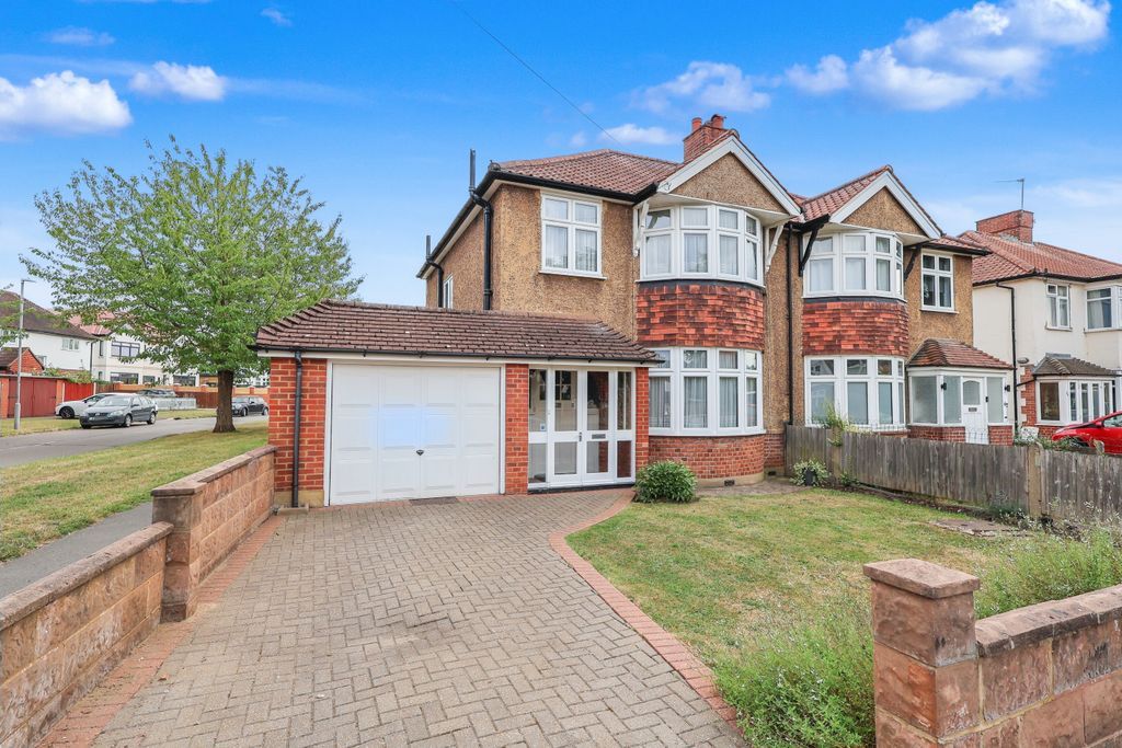 Property photo 1 of 18 1