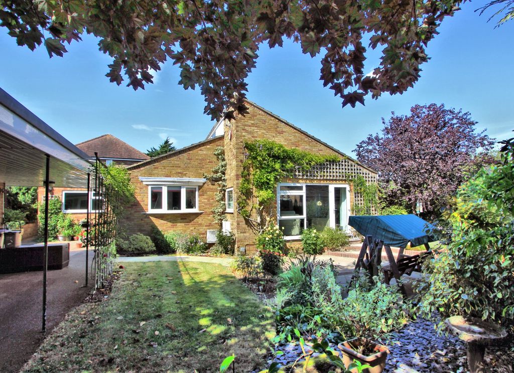 Property photo 1 of 28 Picture No. 34