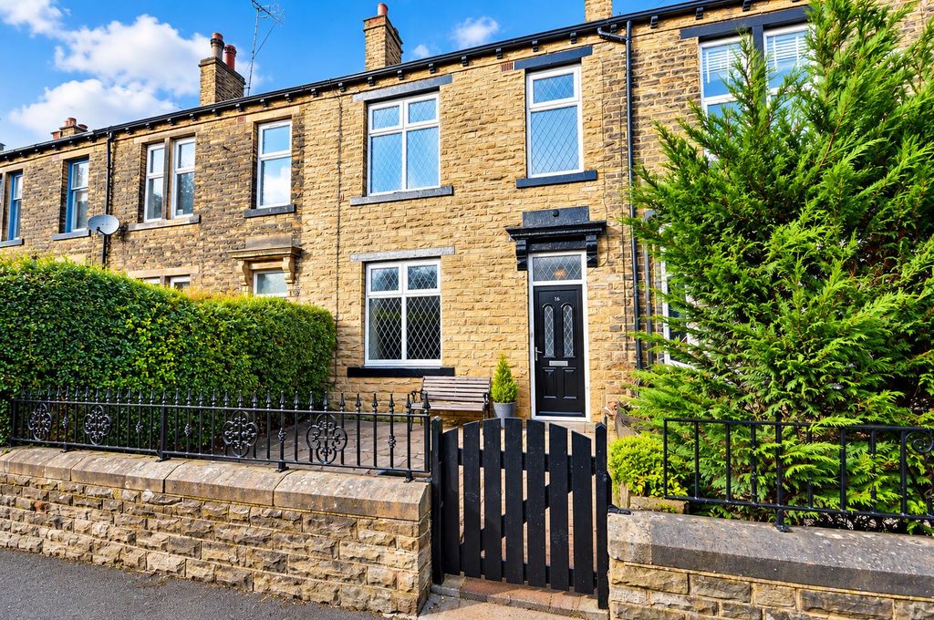 Property photo 1 of 16 Sunlit Stone Terrace House Number 16.Png