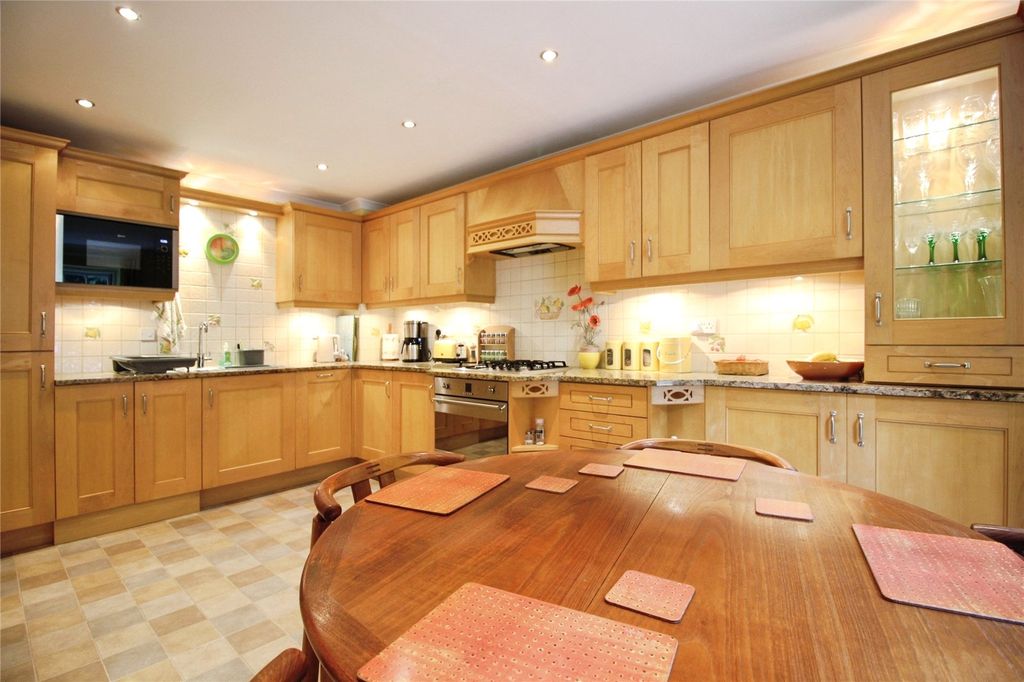 Property photo 3 of 15 Picture No. 22