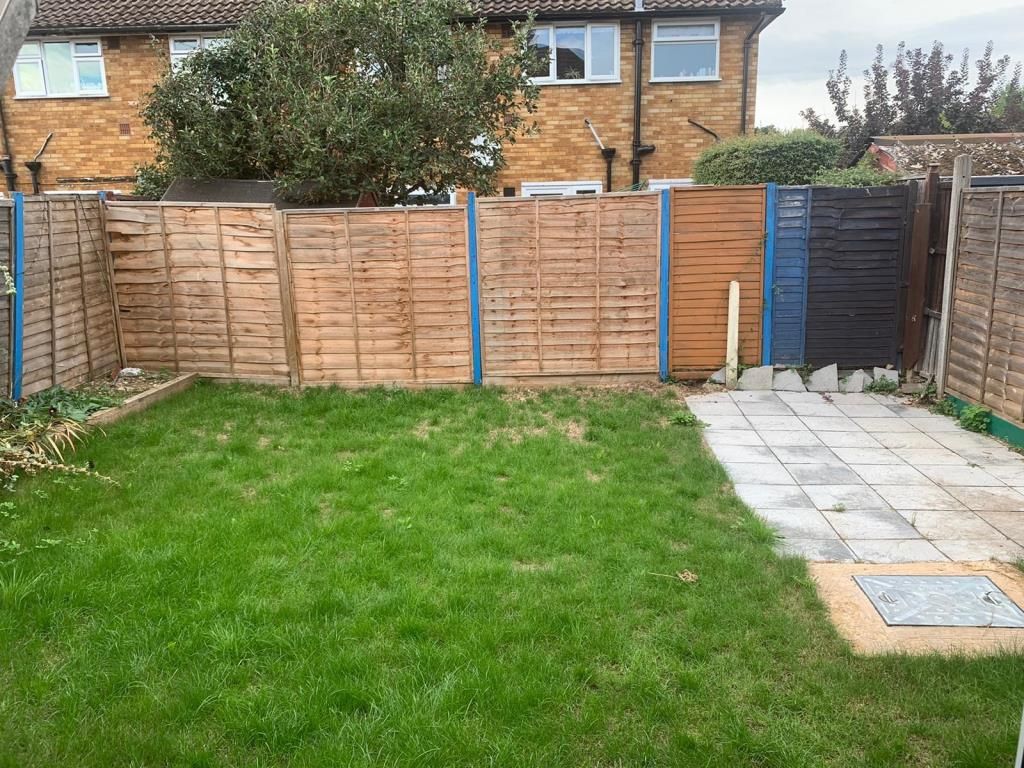 Property photo 3 of 8 Garden