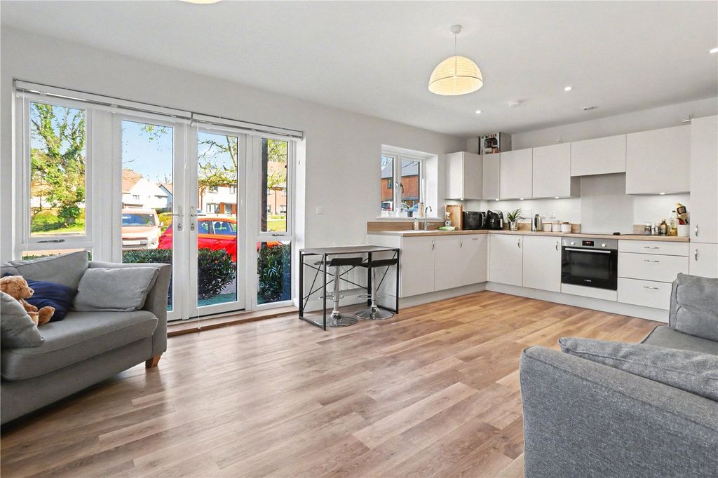 Property photo 1 of 9 Open Plan Living
