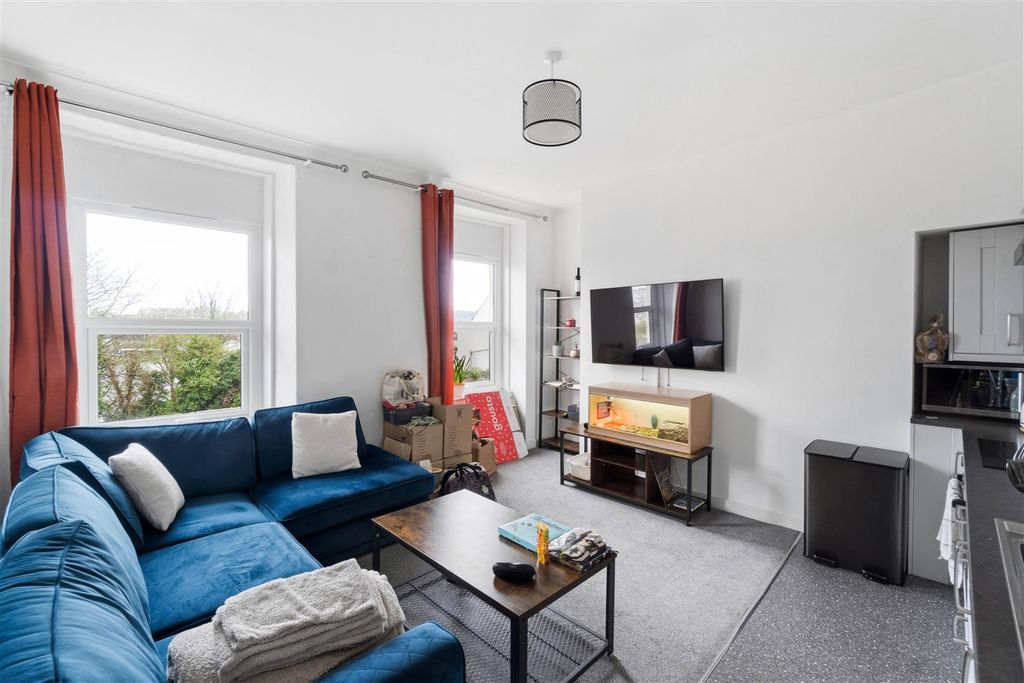 Property photo 2 of 7 03.Jpg