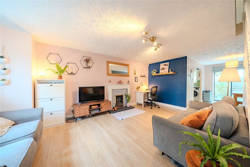 Property photo 2 of 21 Picture No. 07