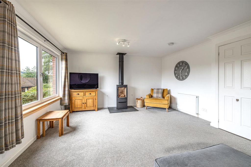 Property photo 3 of 29 3 Abbotsview Gardens Galashiels 14.Jpg