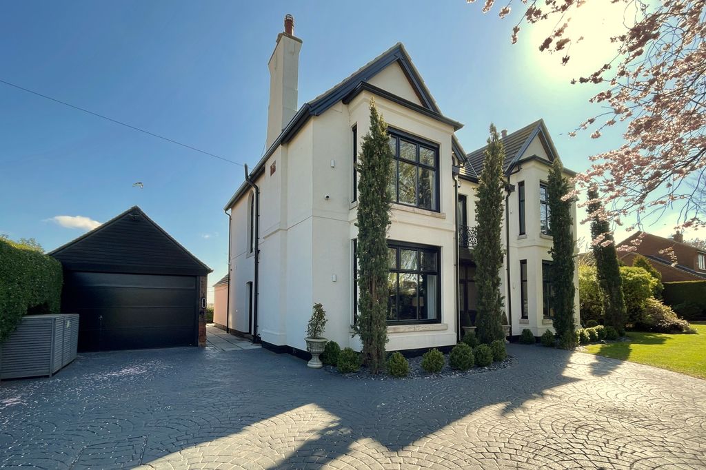 Property photo 3 of 61 2