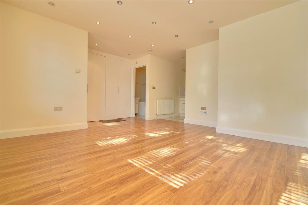 Property photo 3 of 5 Livign2Edit.Jpg