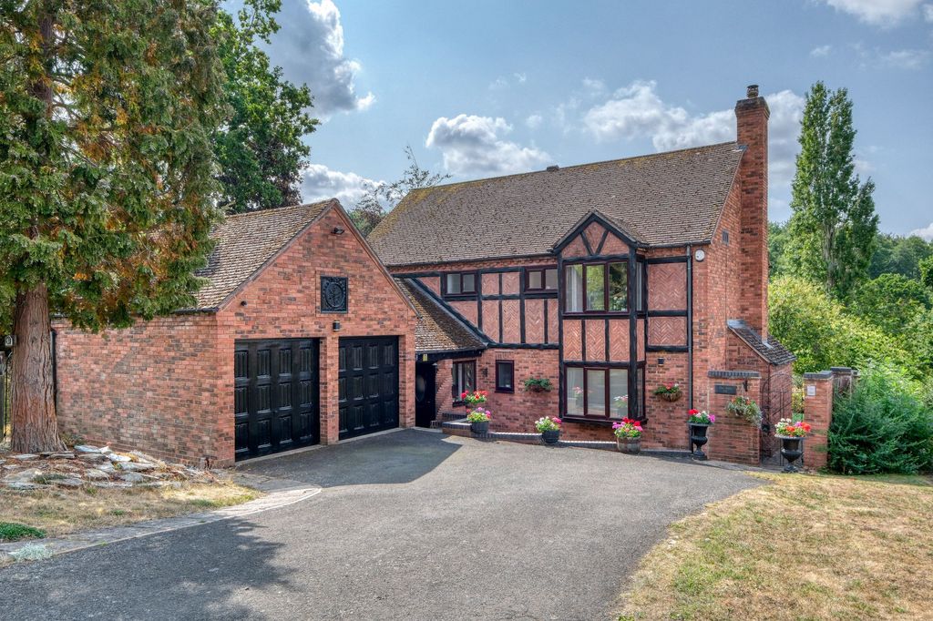 Property photo 1 of 25