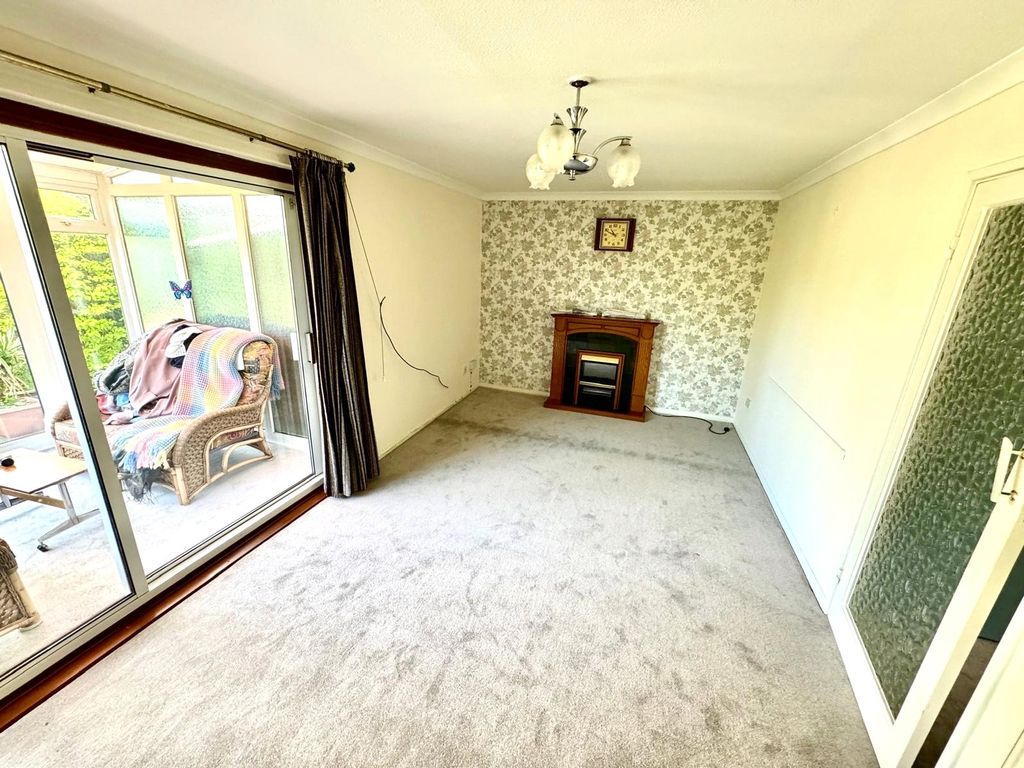 Property photo 3 of 13 Picture No. 12